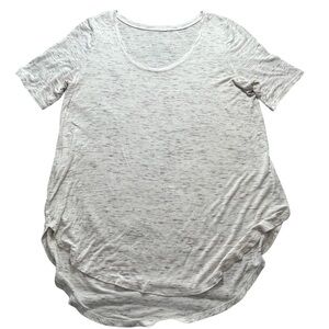 24/7 Maurice’s Large Light Heather White Short Sleeve Scoop Neck Tee